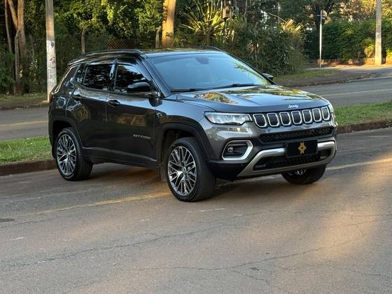 JEEP COMPASS 2.0 TD350 TURBO DIESEL LIMITED AT9 JEEP COMPASS 2.0 TD350 TURBO DIESEL LIMITED AT9